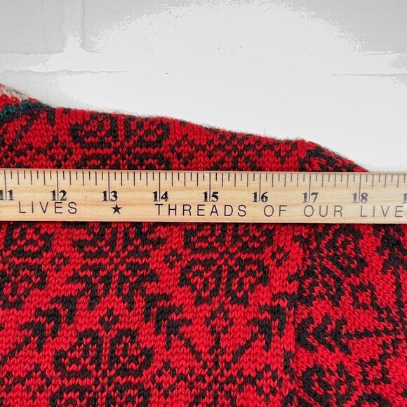 LL Bean Cardigan Women Small Regular Black Red Snowflake Merino Wool Latvia - Picture 10 of 12